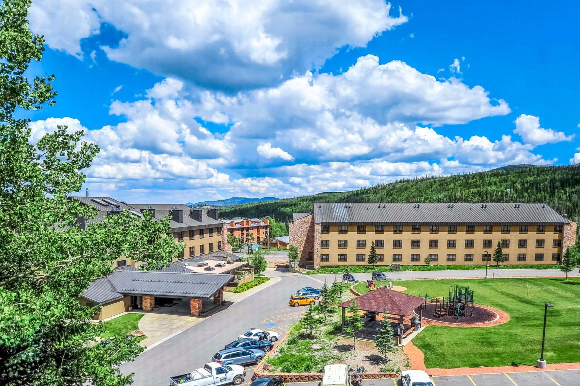 Hilton Vacation Club Cedar Breaks Brian Head Villa Exterior photo